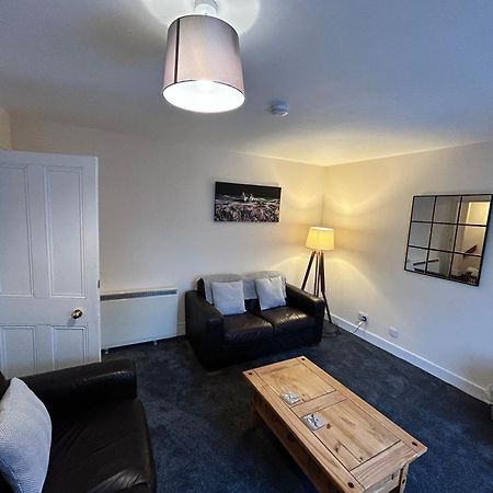 Апартаменты St Magnus Self Catering Леруик Экстерьер фото